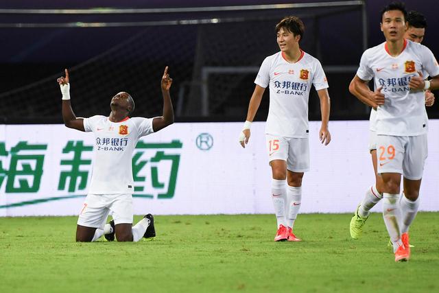 琼斯31分吉林力克辽宁 翟晓川16+10首钢胜江苏