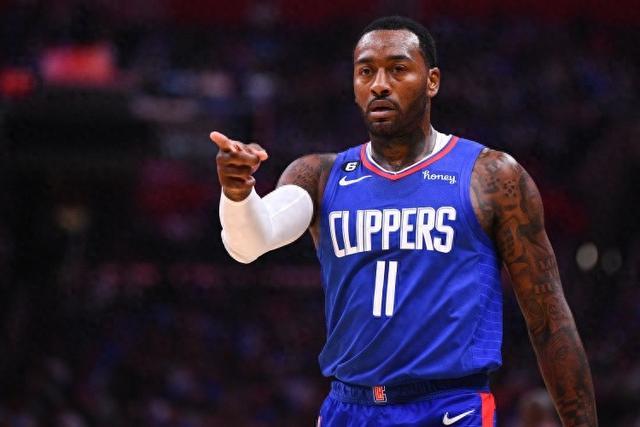 阿莫林执教曼联11场联赛 3胜2平6负排名联赛13位